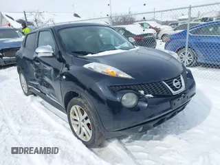 2011 Nissan Juke SL with VIN JN8AF5MV0BT010149, listed as a IAAI auction lot 41627836 with 173,099 mi miles. Bid and sale history available at carsss.com. Image 1.