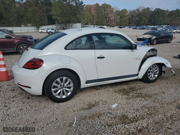 2017 Volkswagen Beetle 1.8T Fleet with VIN 3VWF17AT7HM621816, listed as a Copart auction lot 80007654 with 160,856 mi miles and Salvage Title. Bid and sale history available at carsss.com. Image 3.