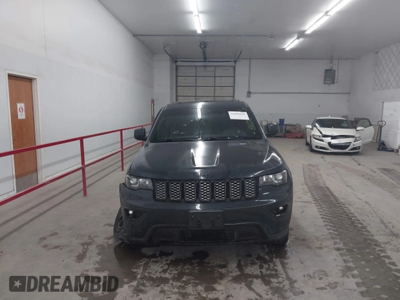 2017 Jeep Grand Cherokee Altitude with VIN 1C4RJFAG9HC886171, listed as a IAAI auction lot 41840198 with 125,616 mi miles and . Bid and sale history available at DreamBid. Image 11.