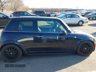 2006 MINI Hardtop S with VIN WMWRE33526TL24203, listed as a IAAI auction lot 41988451 with 88,746 mi miles and . Bid and sale history available at DreamBid. Image 13.