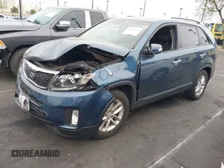2014 Kia Sorento LX with VIN 5XYKT3A66EG440701, listed as a IAAI auction lot 42067372 with 40,559 mi miles and . Bid and sale history available at DreamBid. Image 2.