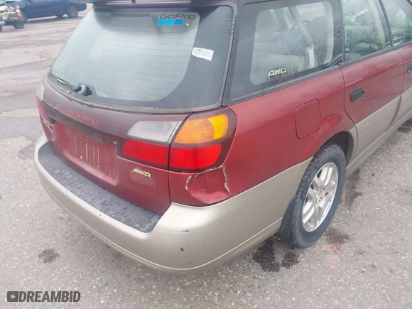 2002 Subaru Legacy Wagon Outback with VIN 4S3BH675X26627987, listed as a IAAI auction lot 41921621 with 114,981 mi miles. Bid and sale history available at carsss.com. Image 6.