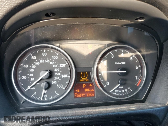 2011 BMW 3 Series 328i xDrive with VIN WBAPK5C50BA661292, listed as a Copart auction lot 44318755 with 158,377 mi miles and Salvage Title. Bid and sale history available at DreamBid. Image 9.