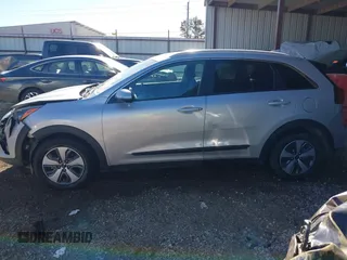 2021 Kia Niro LX with VIN KNDCB3LC8M5486855, listed as a IAAI auction lot 41075455 with 80,639 mi miles. Bid and sale history available at carsss.com. Image 14.