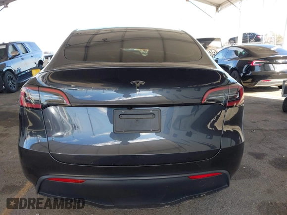 2024 Tesla Model Y с VIN 7SAYGDED5RF194219, выставлен на аукционе IAAI как лот 41594132 с пробегом 21 255 миль миль и . История ставок и продаж доступна на DreamBid. Изображение 16.