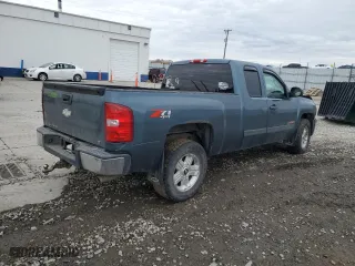 2008 Chevrolet Silverado 1500 LTZ with VIN 1GCEK19YX8Z118143, listed as a Copart auction lot 85251604 with 202,318 mi miles and Salvage Title. Bid and sale history available at carsss.com. Image 3.