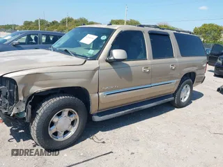 2005 GMC Yukon XL SLT with VIN 1GKEC16Z25J229939, listed as a IAAI auction lot 42064340 with 211,964 mi miles. Bid and sale history available at carsss.com. Image 17.