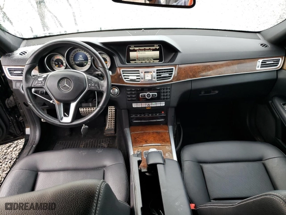 2015 Mercedes-Benz E-Class E 250 BlueTEC Luxury with VIN WDDHF0EB4FB143631, listed as a Copart auction lot 39428493 with 109,864 mi miles. Bid and sale history available at carsss.com. Image 8.