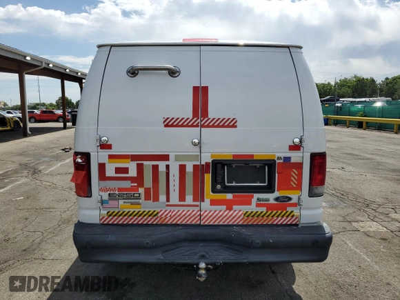 2014 Ford Econoline Cargo Commercial with VIN 1FTNE2EW3EDA33705, listed as a Copart auction lot 60919935 with 174,371 mi miles and Salvage title. Bid and sale history available at DreamBid. Image 6.