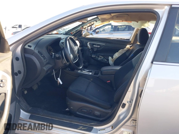 2016 Nissan Altima SL z VIN 1N4BL3APXGC281512, wystawiony jako IAAI lot #41245604 z przebiegiem 123 193 mil mil oraz . Historia ofert i sprzedaży dostępna na DreamBid. Obrazek 5.