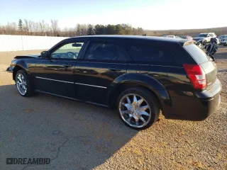 2008 Dodge Magnum SXT with VIN 2D8FV37V88H251680, listed as a Copart auction lot 41881165 with 268,838 mi miles and Salvage Title. Bid and sale history available at carsss.com. Image 2.