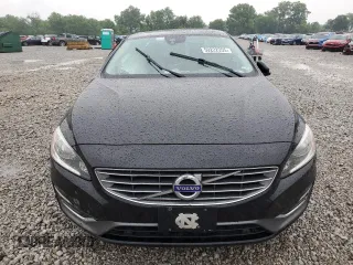 2017 Volvo S60 Inscription z VIN LYV402HK2HB147244, wystawiony jako Copart lot #59222355 z przebiegiem Nie podano mil oraz Szkoda całkowita • Salvage title. Historia ofert i sprzedaży dostępna na DreamBid. Obrazek 5.