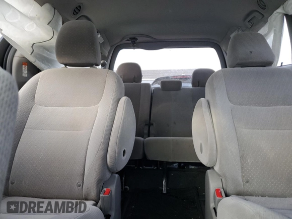 2017 Toyota Sienna LE with VIN 5TDJZ3DCXHS180970, listed as a Copart auction lot 88876535 with 180,318 mi miles and Salvage Title. Bid and sale history available at carsss.com. Image 10.