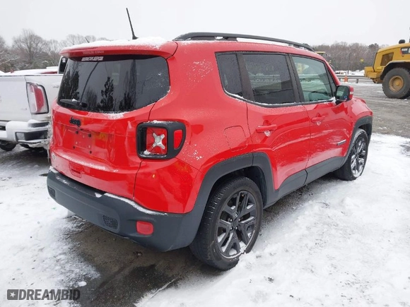 2018 Jeep Renegade Latitude with VIN ZACCJABB6JPH97400, listed as a IAAI auction lot 41588794 with 63,647 mi miles. Bid and sale history available at carsss.com. Image 4.