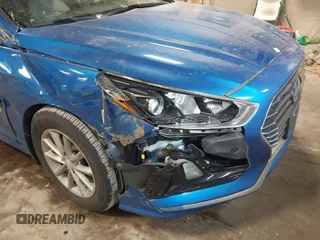 2018 Hyundai Sonata SE with VIN 5NPE24AF3JH690907, listed as a IAAI auction lot 41240554 with 35,457 mi miles and . Bid and sale history available at DreamBid. Image 6.