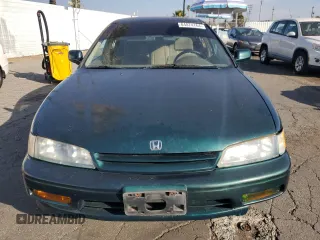 1995 Honda Accord LX с VIN 1HGCD5633SA021651, выставлен на аукционе Copart как лот 84074764 с пробегом 137 788 миль миль и Списание • Salvage title. История ставок и продаж доступна на DreamBid. Изображение 5.