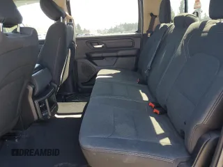 2019 Ram 1500 Tradesman z VIN 1C6SRFNTXKN651198, wystawiony jako Copart lot #58806495 z przebiegiem 61 082 mil mil oraz Szkoda całkowita • Salvage title. Historia ofert i sprzedaży dostępna na DreamBid. Obrazek 10.