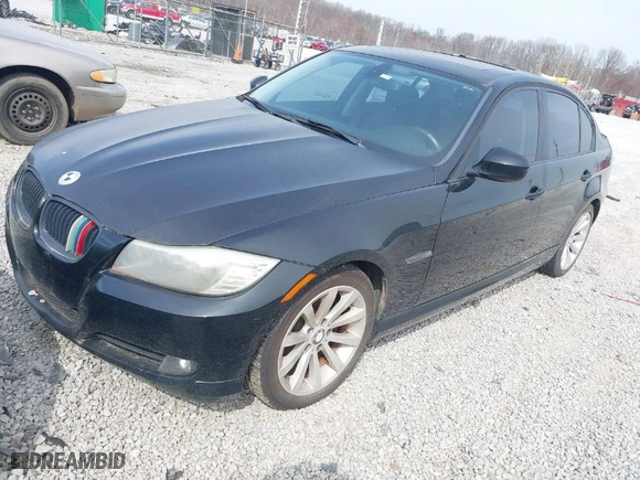 2011 BMW 3 Series 328i with VIN WBAPH7C56BE852007, listed as a IAAI auction lot 41764362 with 135,616 mi miles. Bid and sale history available at carsss.com. Image 2.
