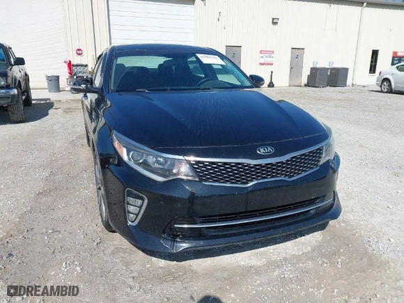 2018 Kia Optima S with VIN 5XXGT4L32JG253680, listed as a IAAI auction lot 41982361 with 204,237 mi miles. Bid and sale history available at carsss.com. Image 6.