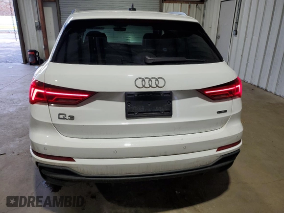 2023 Audi Q3 S line Premium z VIN WA1DECF32P1111976, wystawiony jako Copart lot #44123615 z przebiegiem 44 249 mil mil oraz Tytuł czysty. Historia ofert i sprzedaży dostępna na DreamBid. Obrazek 6.