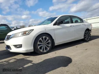 2015 Honda Accord Sedan Sport with VIN 1HGCR2F52FA160810, listed as a Copart auction lot 53022205 with 61,970 mi miles and Salvage Title. Bid and sale history available at carsss.com. Image 1.