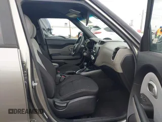 2015 Kia Soul with VIN KNDJN2A20F7125887, listed as a IAAI auction lot 42107735 with 151,537 mi miles and . Bid and sale history available at DreamBid. Image 5.