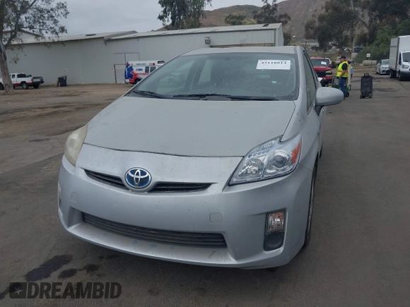 2010 Toyota Prius II with VIN JTDKN3DU7A5177691, listed as a IAAI auction lot 42118814 with 194,472 mi miles. Bid and sale history available at carsss.com. Image 6.