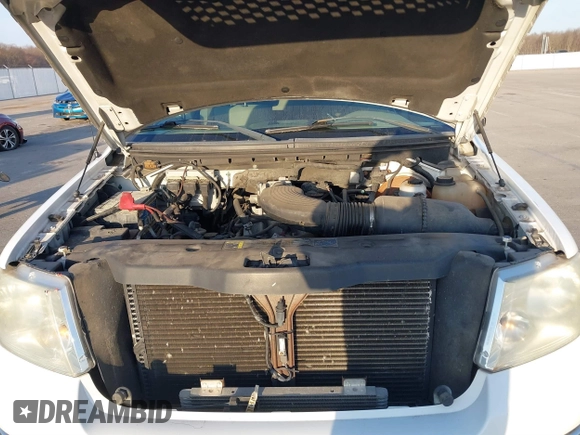 2004 Ford F-150 STX with VIN 1FTRX12W34NA66643, listed as a IAAI auction lot 41770432 with 149,212 mi miles and . Bid and sale history available at carsss.com. Image 10.