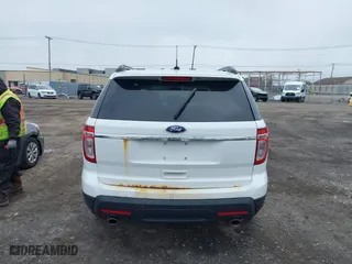 2014 Ford Explorer XLT with VIN 1FM5K8D87EGB54228, listed as a IAAI auction lot 41982245 with 172,827 mi miles. Bid and sale history available at carsss.com. Image 16.