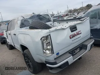 2021 GMC Canyon 2WD Elevation Standard with VIN 1GTG5BEN5M1208276, listed as a IAAI auction lot 41543827 with 68,761 mi miles. Bid and sale history available at carsss.com. Image 3.