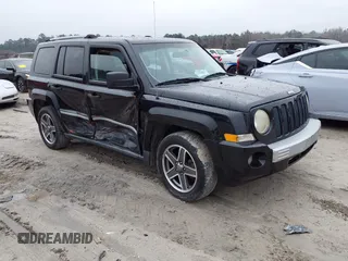 2009 Jeep Patriot Limited z VIN 1J4FF48B19D200732, wystawiony jako IAAI lot #41627949 z przebiegiem 158 920 mil mil oraz . Historia ofert i sprzedaży dostępna na DreamBid. Obrazek 1.