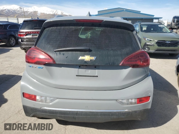 2020 Chevrolet Bolt EV Premier z VIN 1G1FZ6S01L4148499, wystawiony jako Copart lot #48630415 z przebiegiem 36 253 mil mil oraz Szkoda całkowita • Salvage title. Historia ofert i sprzedaży dostępna na DreamBid. Obrazek 6.