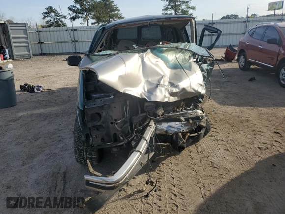 1999 Chevrolet Suburban with VIN 3GNEC16R6XG273420, listed as a Copart auction lot 48165625 with 246,150 mi miles and Salvage Title. Bid and sale history available at carsss.com. Image 5.