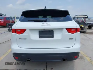 2020 Jaguar F-Pace 25t Prestige z VIN SADCK2FXXLA622776, wystawiony jako IAAI lot #42149737 z przebiegiem 42 269 mil mil oraz . Historia ofert i sprzedaży dostępna na DreamBid. Obrazek 17.