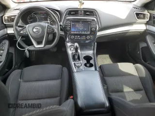 2016 Nissan Maxima SR z VIN 1N4AA6AP3GC439711, wystawiony jako Copart lot #55790285 z przebiegiem 94 680 mil mil oraz Szkoda całkowita • Salvage title. Historia ofert i sprzedaży dostępna na DreamBid. Obrazek 8.