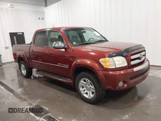 2004 Toyota Tundra SR5 with VIN 5TBET34114S461995, listed as a IAAI auction lot 41993105 with 260,748 mi miles. Bid and sale history available at carsss.com. Image 1.
