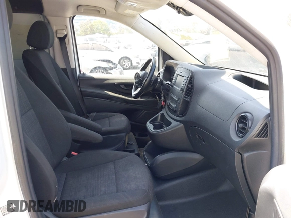 2020 Mercedes-Benz Metris Cargo z VIN WD3PG2EA2L3674302, wystawiony jako IAAI lot #42314117 z przebiegiem 116 502 mil mil oraz . Historia ofert i sprzedaży dostępna na DreamBid. Obrazek 5.