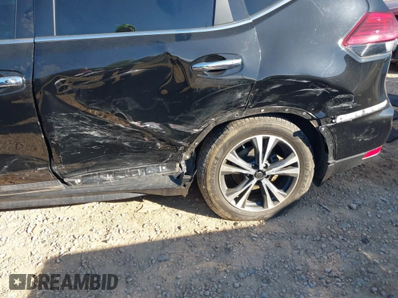 2017 Nissan Rogue SL with VIN 5N1AT2MT0HC856366, listed as a IAAI auction lot 41894810 with 76,914 mi miles and . Bid and sale history available at DreamBid. Image 6.