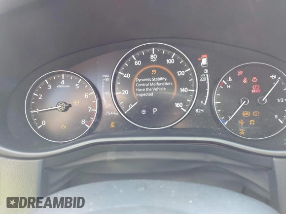 2024 Mazda CX-50 S Preferred with VIN 7MMVABBM3RN233207, listed as a IAAI auction lot 42395310 with 7,544 mi miles and . Bid and sale history available at DreamBid. Image 7.