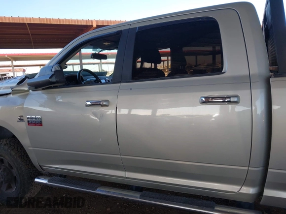 2010 Dodge 2500 TRX with VIN 3D7UT2CL6AG132564, listed as a IAAI auction lot 41654386 with 114,158 mi miles and . Bid and sale history available at DreamBid. Image 15.