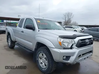 2013 Toyota Tacoma with VIN 5TFUU4EN1DX065356, listed as a IAAI auction lot 41509219 with 122,520 mi miles and . Bid and sale history available at DreamBid. Image 1.
