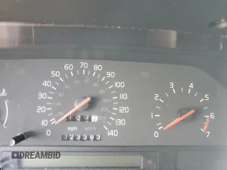 1996 Volvo 850 с VIN YV1LS5722T1270951, выставлен на аукционе Copart как лот 74127824 с пробегом 23 393 миль миль и Списание • Salvage title. История ставок и продаж доступна на DreamBid. Изображение 9.