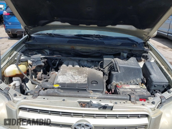 2003 Toyota Highlander z VIN JTEHF21A030137539, wystawiony jako IAAI lot #42196656 z przebiegiem 259 112 mil mil oraz . Historia ofert i sprzedaży dostępna na DreamBid. Obrazek 10.