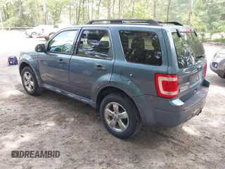 2012 Ford Escape XLT z VIN 1FMCU9DG9CKC73956, wystawiony jako IAAI lot #42812731 z przebiegiem 138 403 mil mil oraz . Historia ofert i sprzedaży dostępna na DreamBid. Obrazek 3.