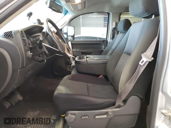 2013 Chevrolet Silverado 3500HD LT with VIN 1GC4K0C8XDF203171, listed as a Copart auction lot 83311684 with 151,305 mi miles and Salvage Title. Bid and sale history available at carsss.com. Image 7.