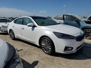 2017 Kia Cadenza Premium with VIN KNALC4J15H5052237, listed as a Copart auction lot 73831934 with 15,915 mi miles and Non Repairable. Bid and sale history available at carsss.com. Image 4.