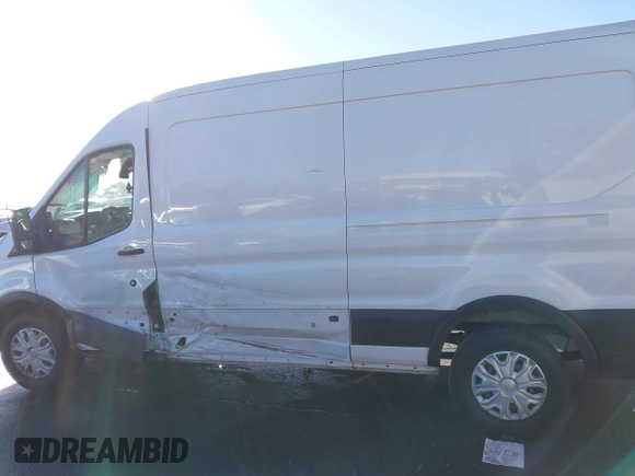 2018 Ford Transit with VIN 1FTBW2CG8JKB46535, listed as a IAAI auction lot 41279395 with 82,301 mi miles and . Bid and sale history available at DreamBid. Image 14.