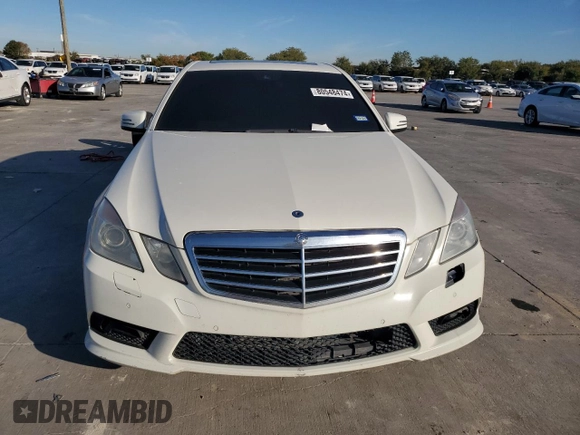 2011 Mercedes-Benz E 550 Luxury with VIN WDDHF7CB4BA279575, listed as a Copart auction lot 80548474 with 4,159 mi miles and Clean Title. Bid and sale history available at DreamBid. Image 5.