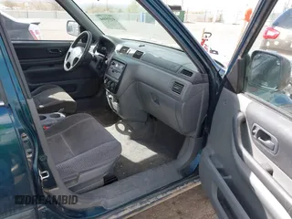 1997 Honda CR-V with VIN JHLRD1844VC027560, listed as a IAAI auction lot 41915164 with 267,691 mi miles. Bid and sale history available at carsss.com. Image 5.