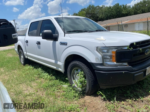 2018 Ford F-150 XL z VIN 1FTEW1C50JKF63086, wystawiony jako IAAI lot #42698450 z przebiegiem 146 235 mil mil oraz . Historia ofert i sprzedaży dostępna na DreamBid. Obrazek 1.